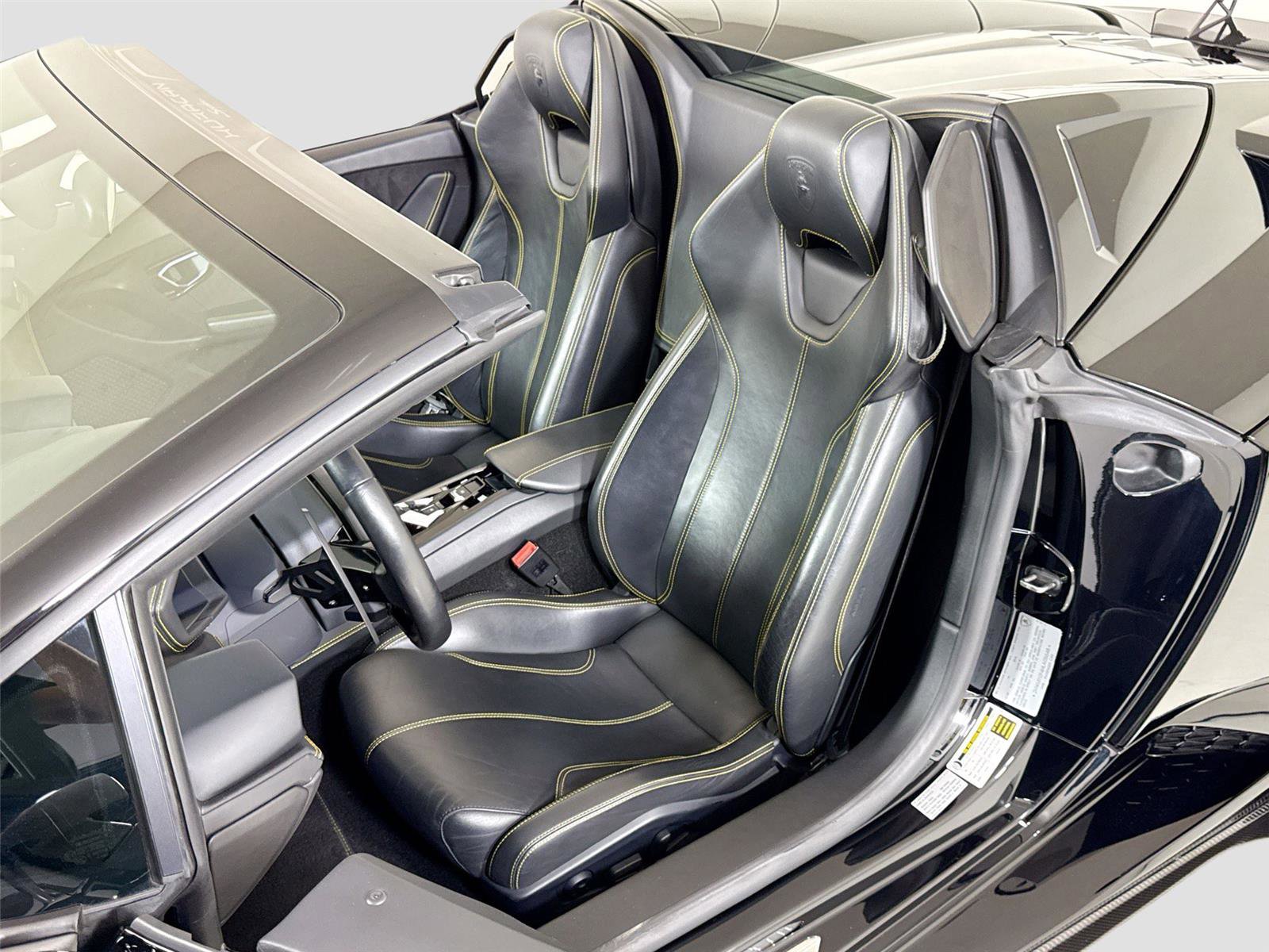 Used 2017 Lamborghini Huracan LP 610-4 image 14