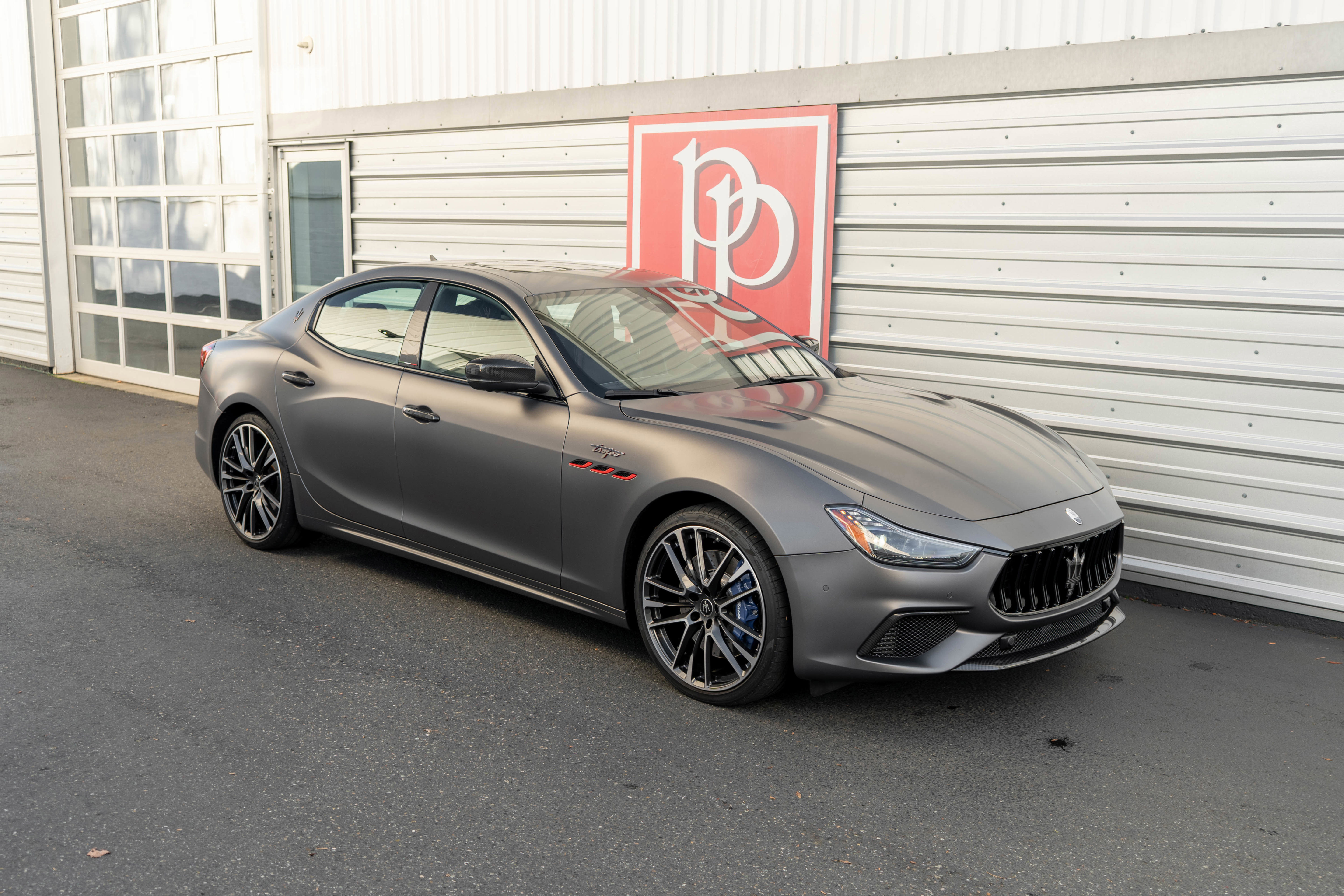 Used 2022 Maserati Ghibli Trofeo image 44