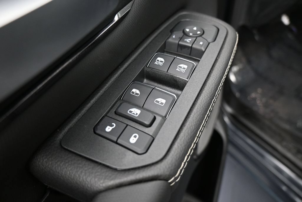 Used 2026 RAM 1500 Rebel w/ Rebel Level 2 Equipment Group AWD/4WD image 14