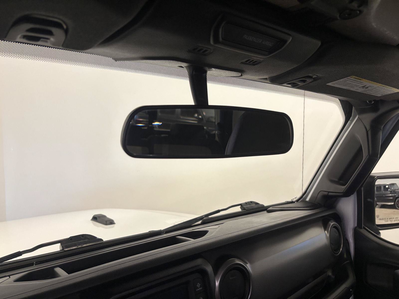 Used 2021 Jeep Gladiator Sport AWD/4WD image 29