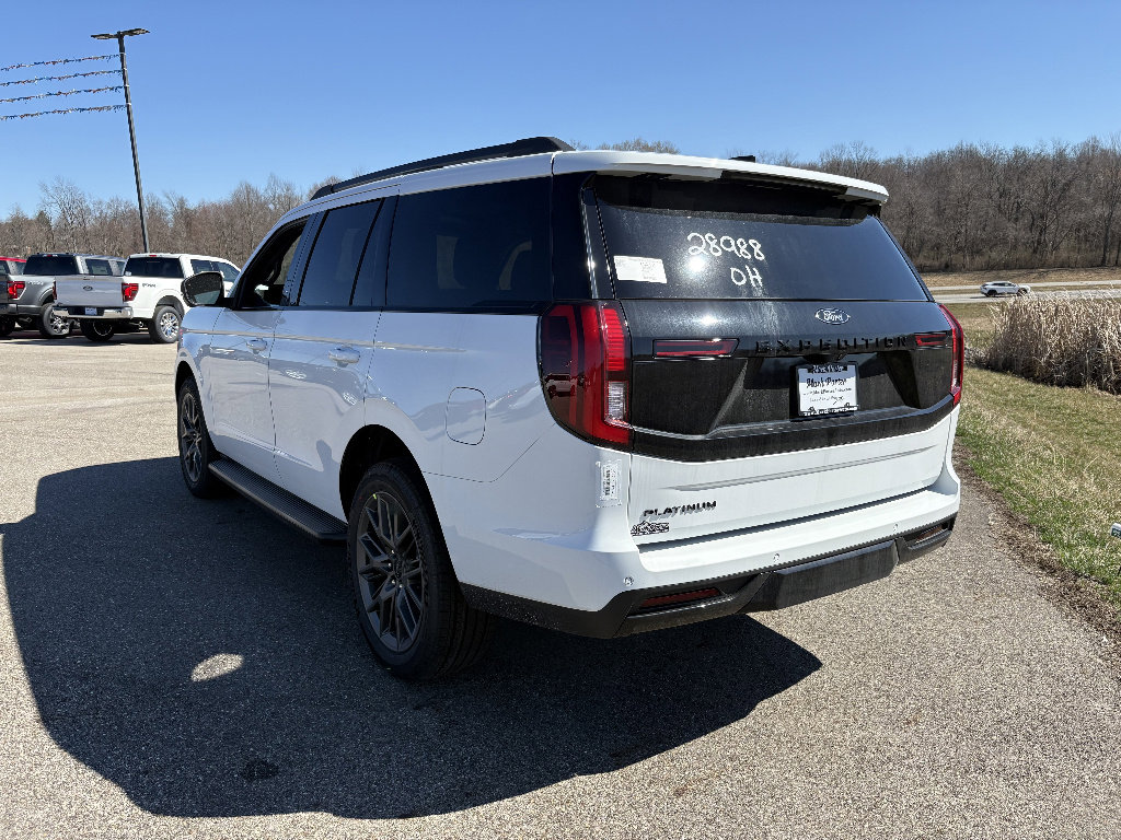 New 2026 Ford Expedition Platinum image 3