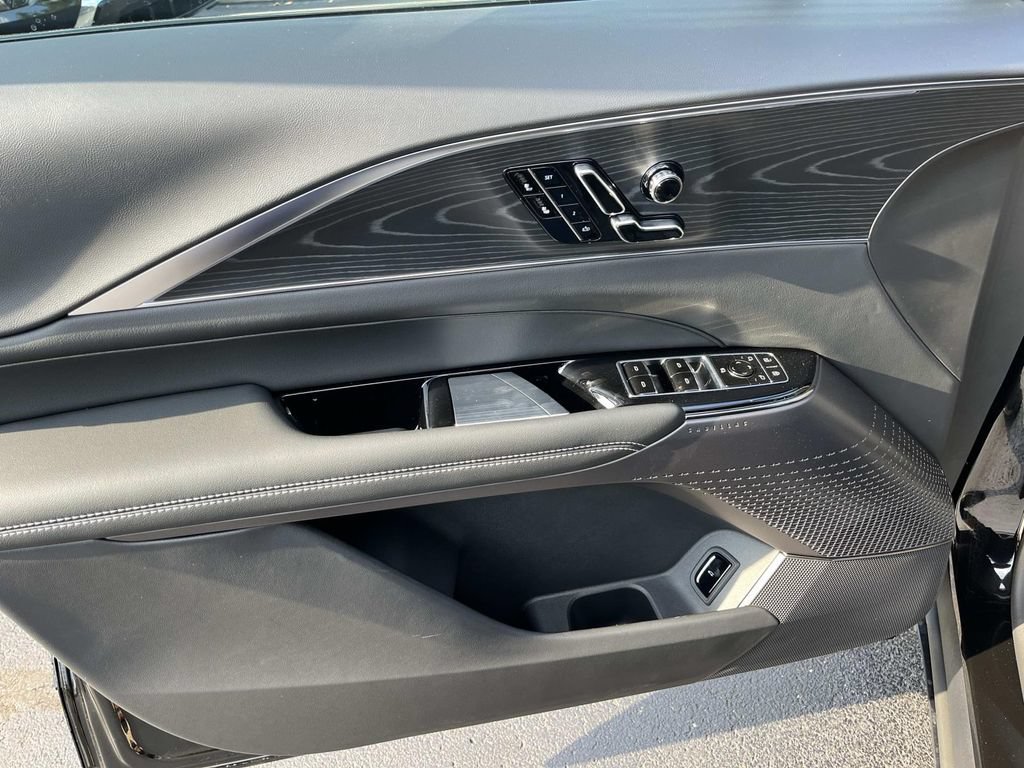 New 2026 Cadillac Lyriq Sport AWD/4WD image 19