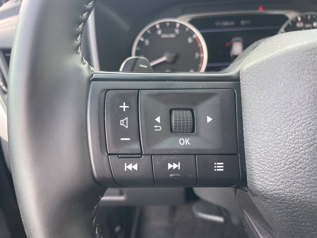 Certified 2026 Nissan Rogue SV FWD image 8
