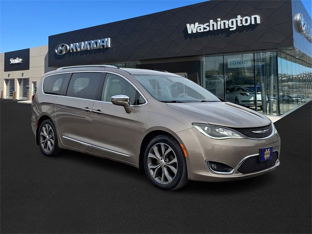 Used 2017 Chrysler Pacifica Limited