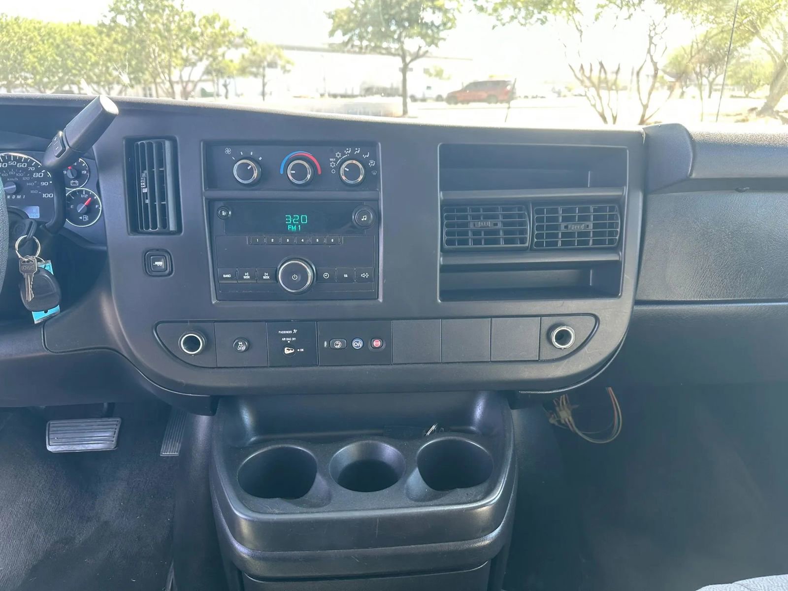 Used 2014 Chevrolet Express 3500 LT w/ LT Preferred Equipment Group RWD image 9