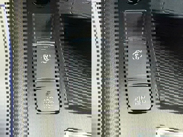 New 2025 Nissan Kicks SV w/ SV Premium Package image 29