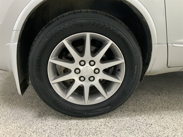 Used 2015 Buick Enclave Leather w/ Trailering Package image 11