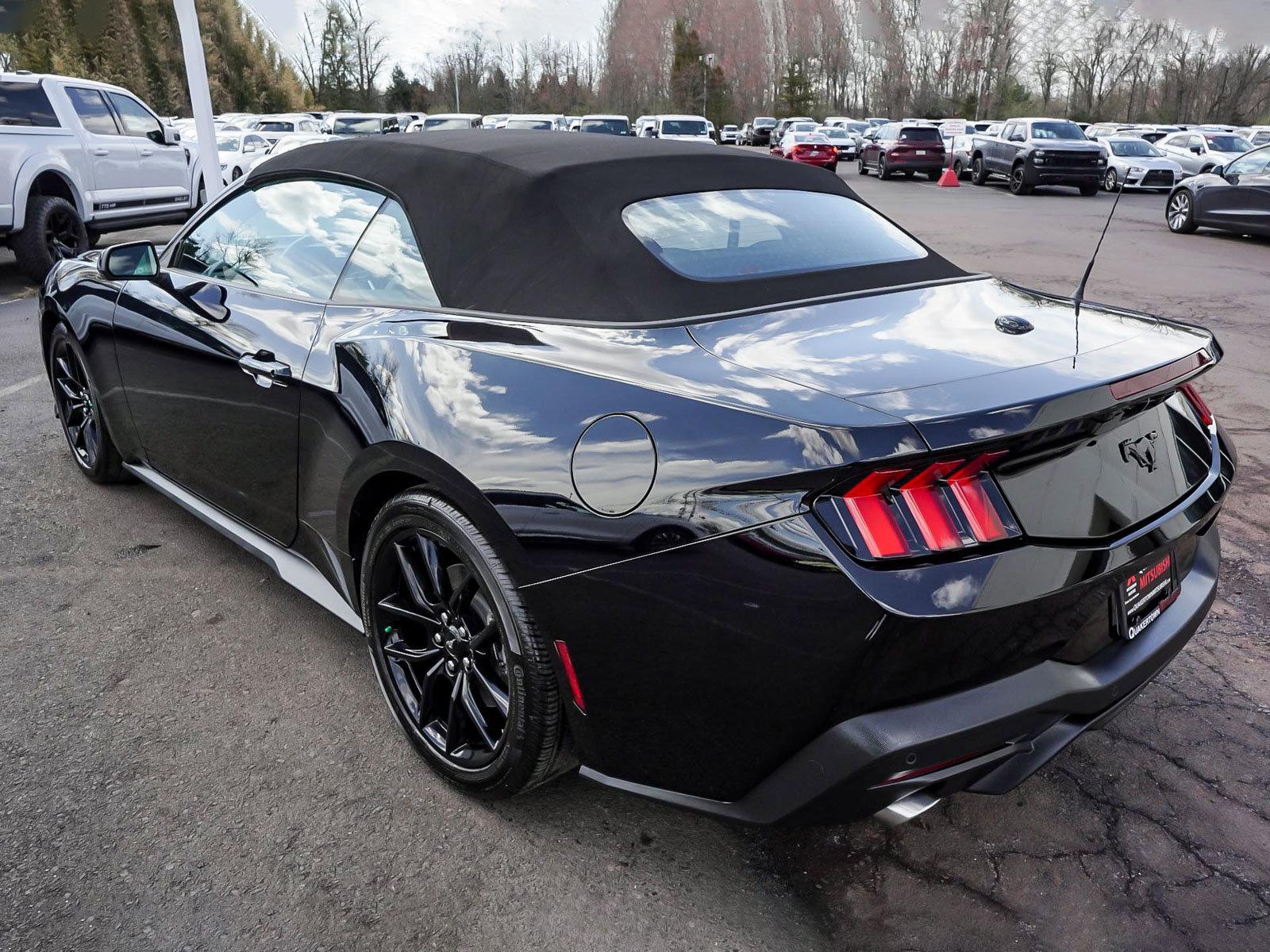 Used 2025 Ford Mustang Convertible w/ Mustang Nite Pony Package image 7