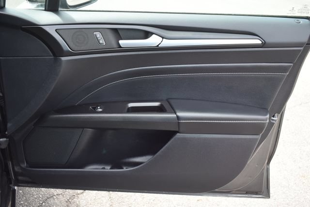 Used 2019 Ford Fusion Energi Titanium FWD image 45