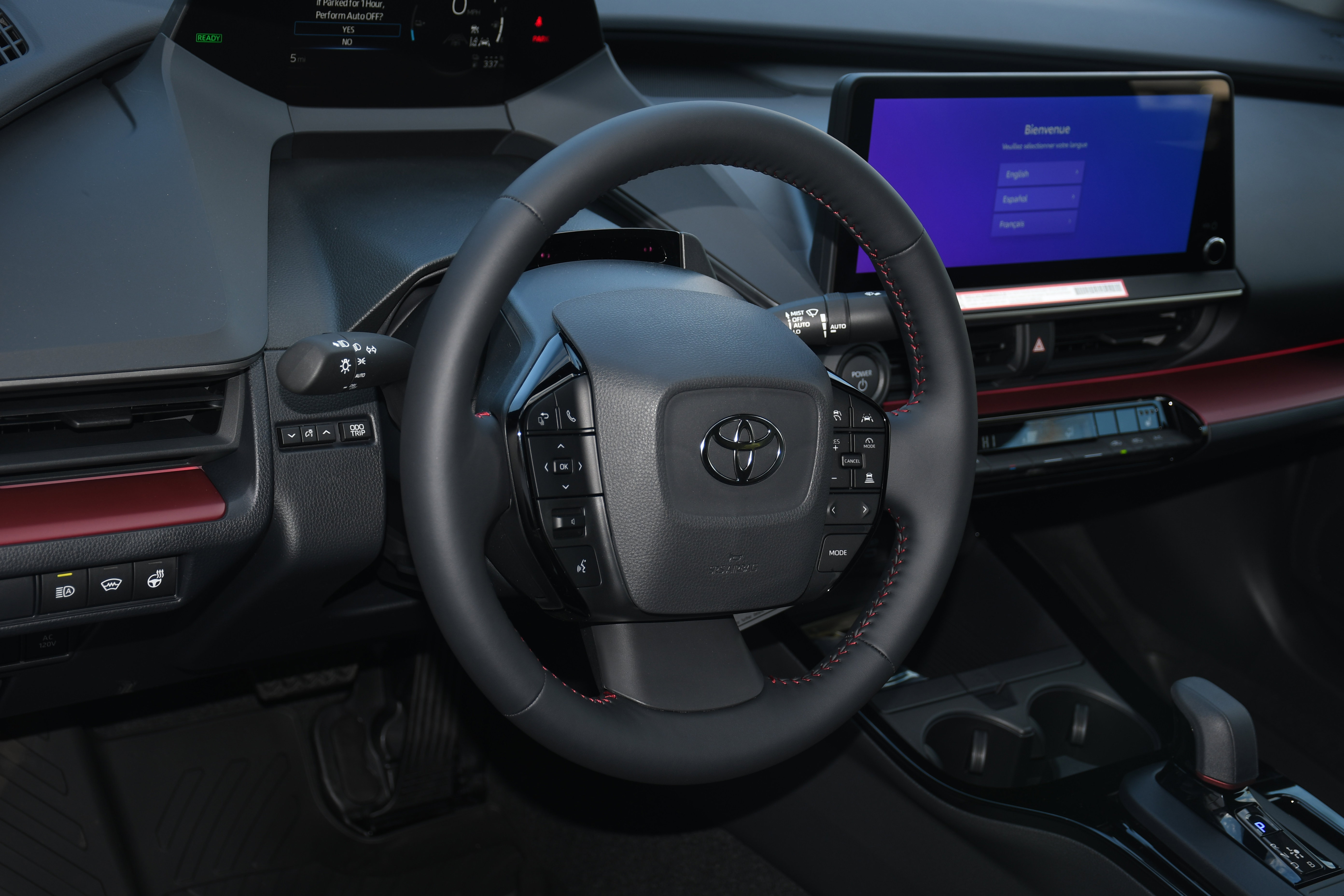 New 2026 Toyota Prius Plug-In Hybrid FWD image 4