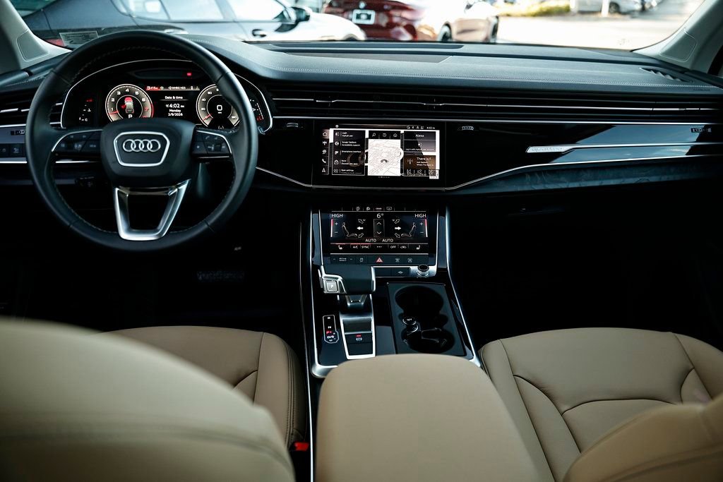 Used 2025 Audi Q7 3.0T Premium Plus image 27