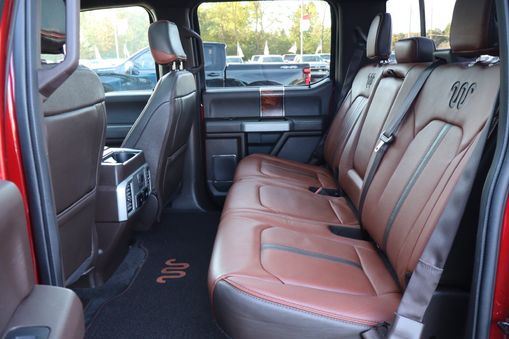Used 2018 Ford F150 King Ranch w/ Equipment Group 601A Luxury AWD/4WD image 33