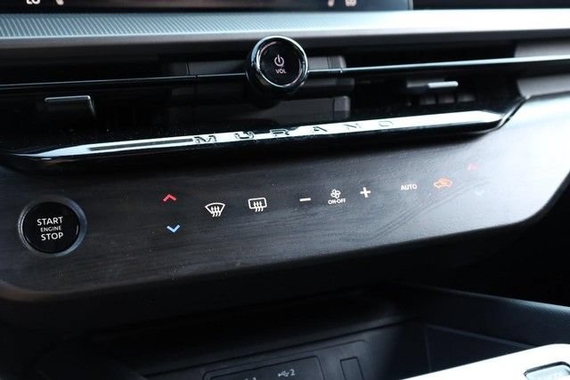 Certified 2025 Nissan Murano SV AWD/4WD image 14