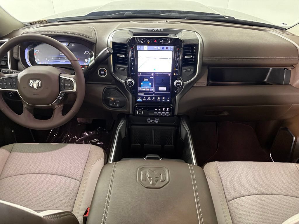 New 2026 RAM 2500 Laramie AWD/4WD image 33
