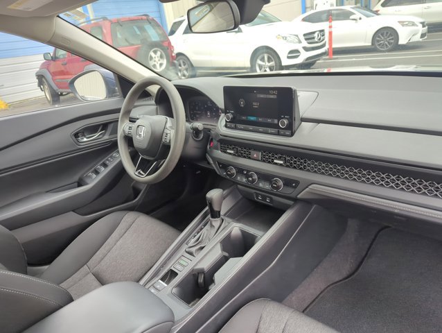 Used 2023 Honda Accord EX image 19