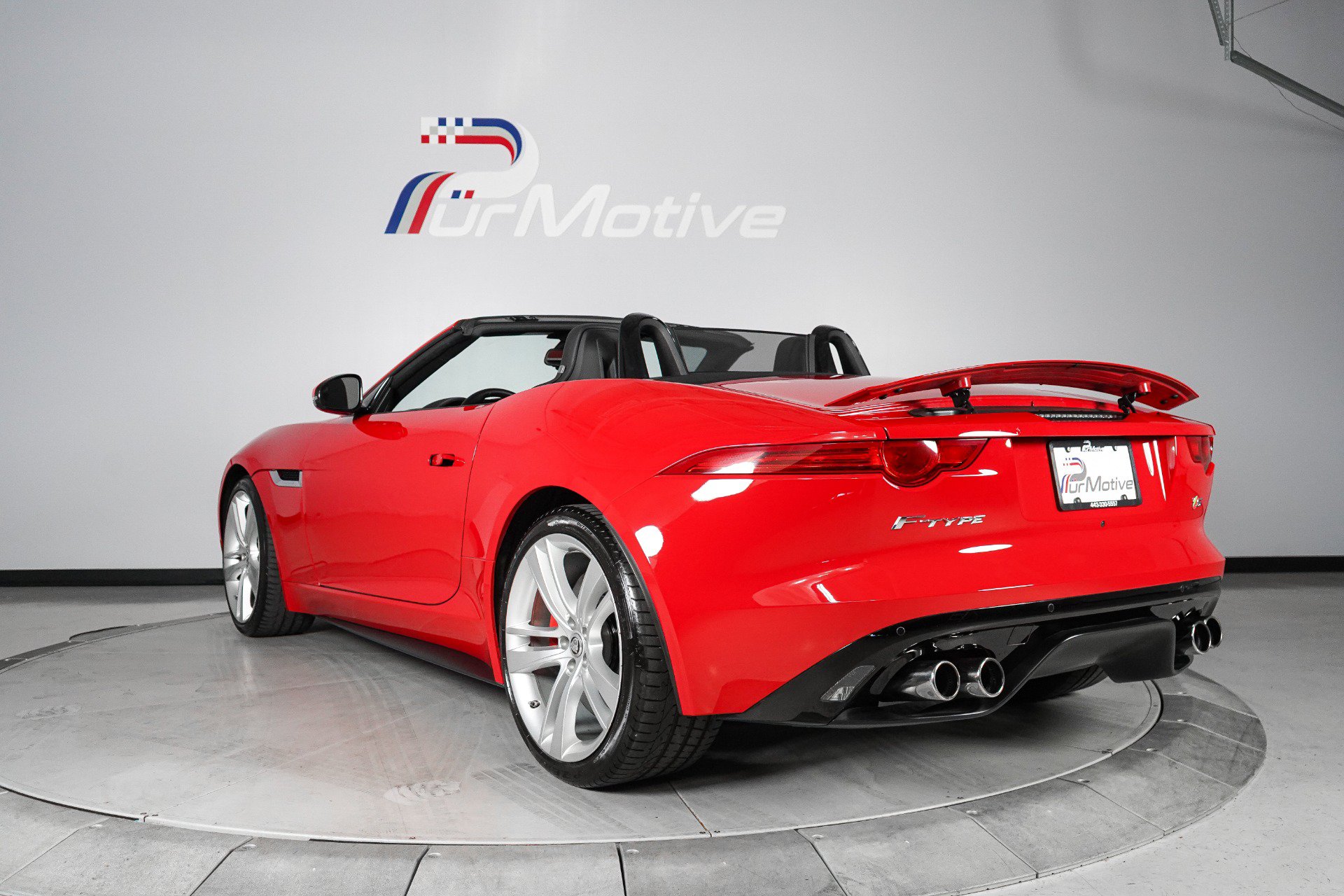 Used 2014 Jaguar F-TYPE S RWD image 10