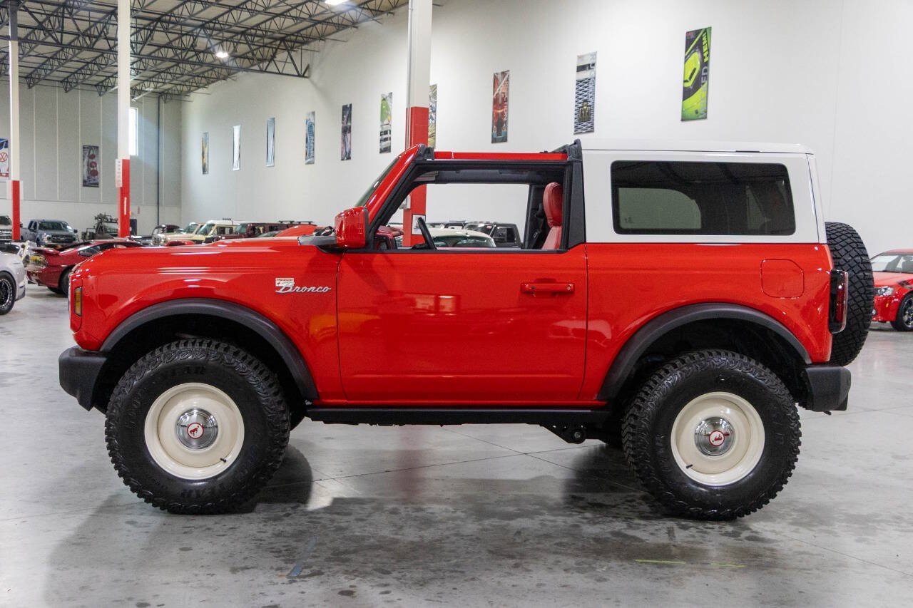 Used 2022 Ford Bronco Outer Banks w/ Sasquatch Package AWD/4WD image 3