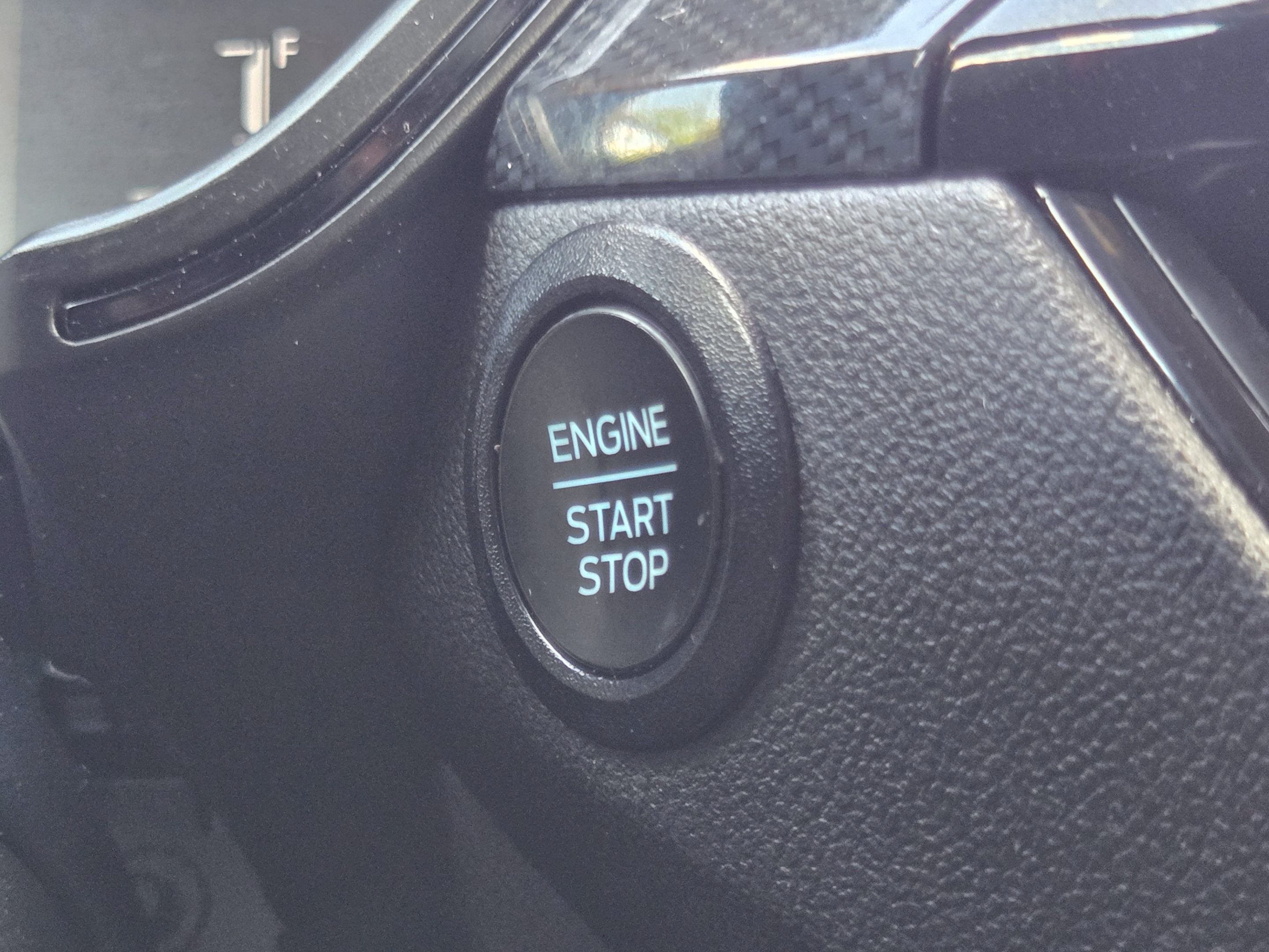 Used 2024 Ford Escape ST-Line AWD/4WD image 17