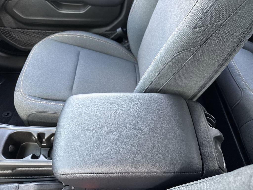 New 2025 Jeep Gladiator Sport image 21