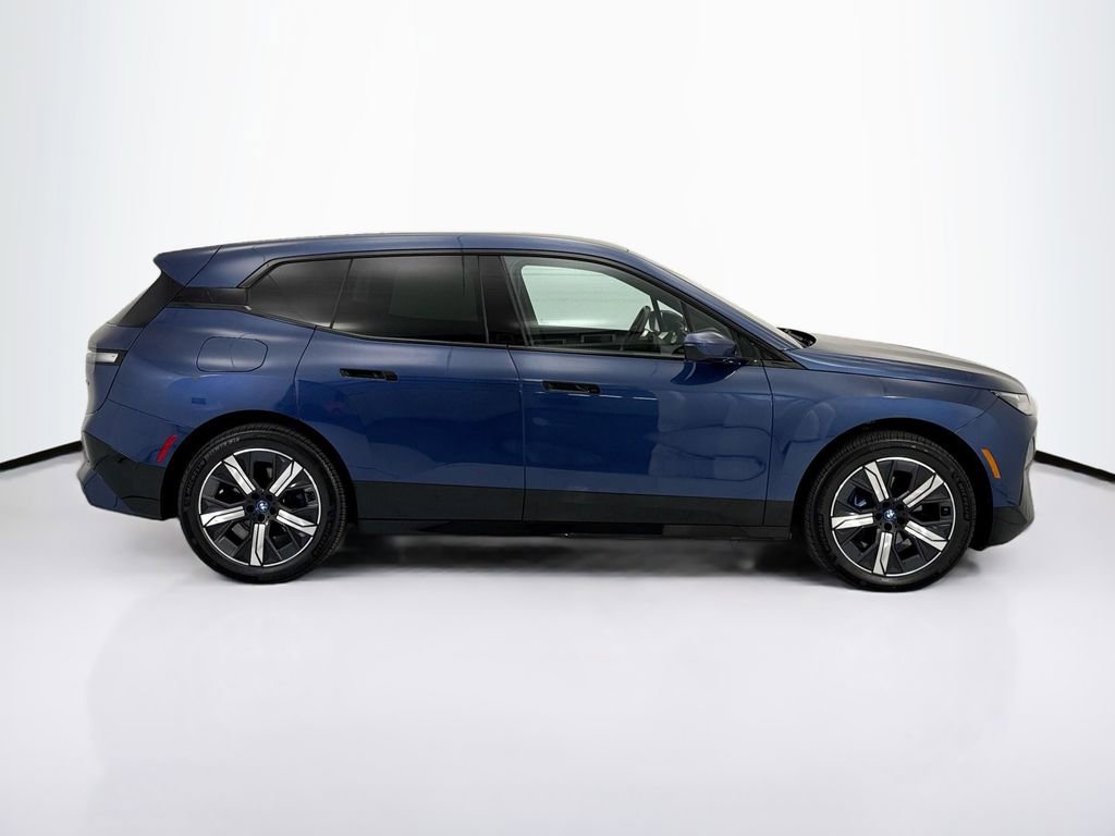 Certified 2023 BMW iX xDrive50 w/ Sport Package AWD/4WD image 4