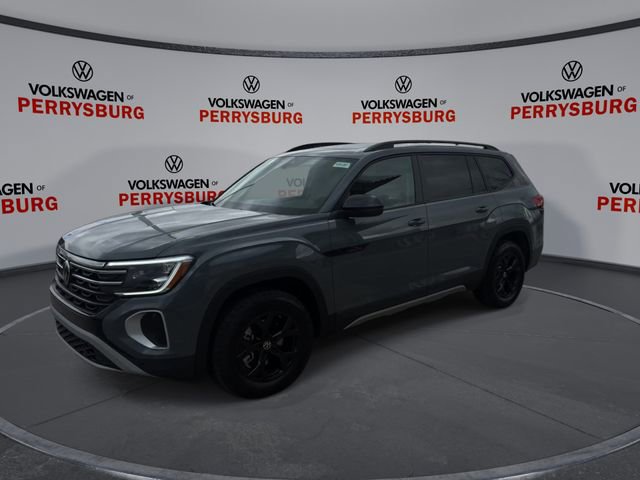 New 2026 Volkswagen Atlas Peak Edition image 4