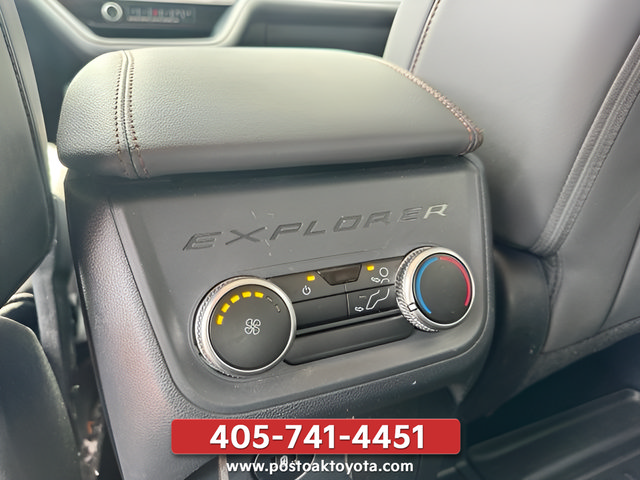 Used 2025 Ford Explorer Active w/ Active Comfort Package RWD image 25