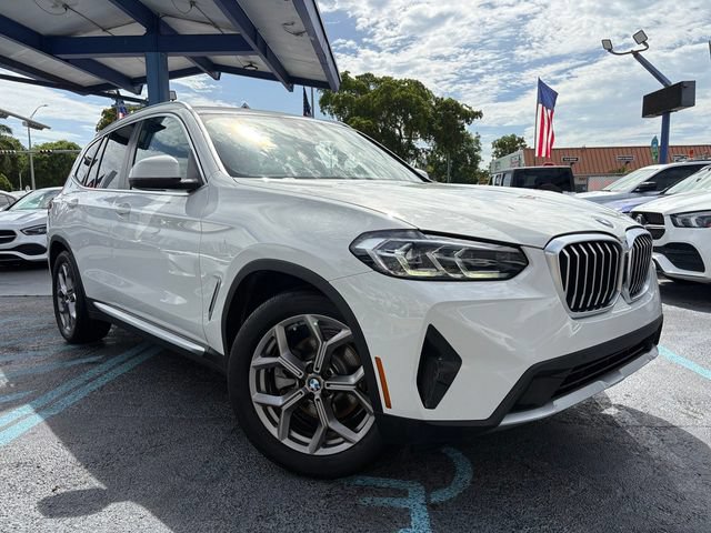 Used 2022 BMW X3 xDrive30i w/ Premium Package 2