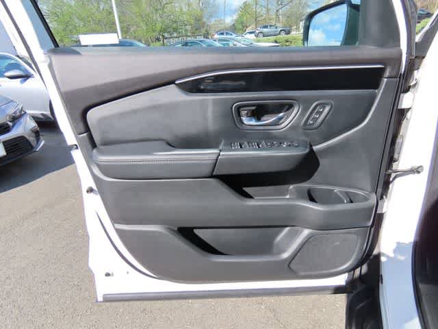 Certified 2023 Honda Pilot Touring image 19