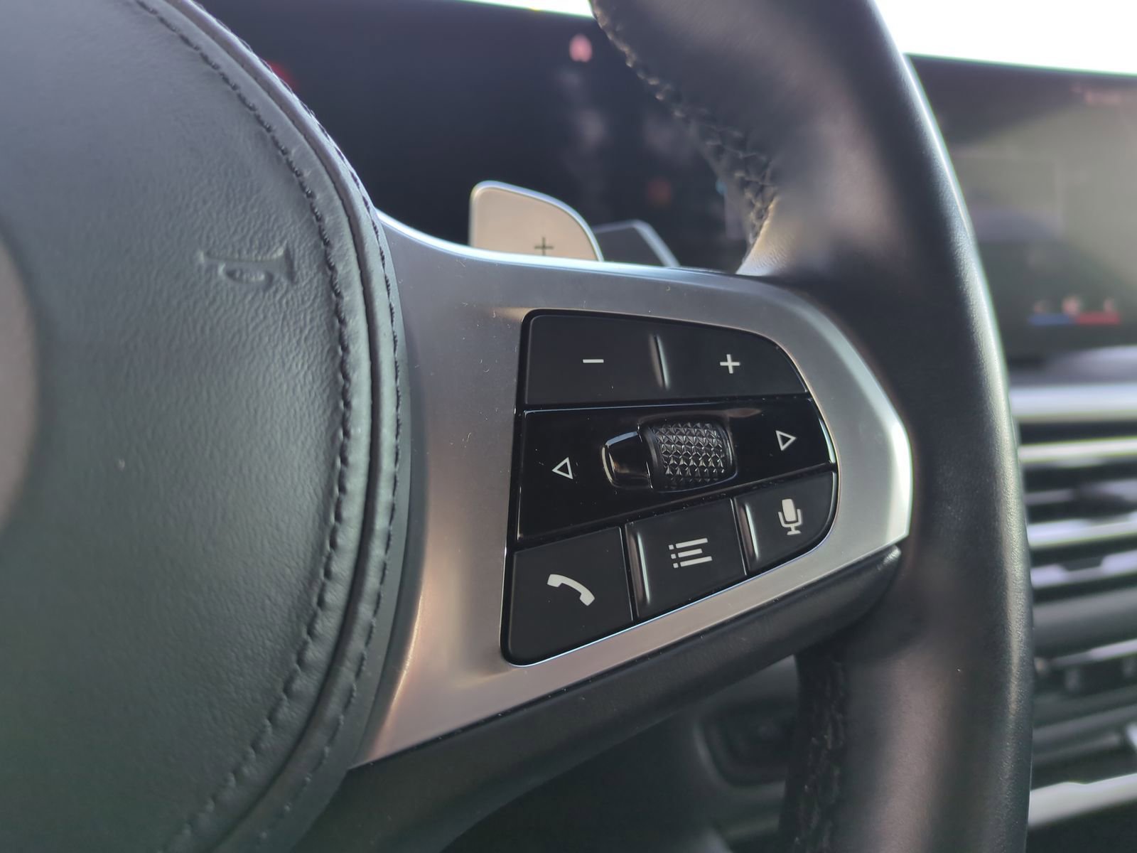 Certified 2023 BMW 330i xDrive Sedan w/ M Sport Package image 19