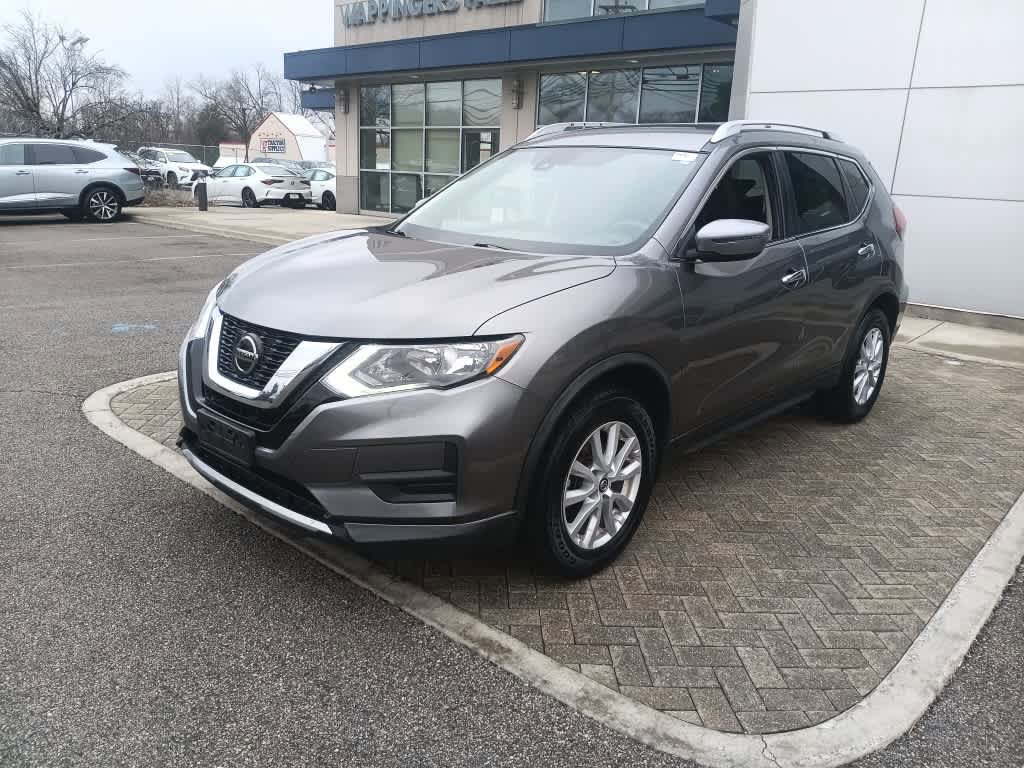 Used 2019 Nissan Rogue SV image 2