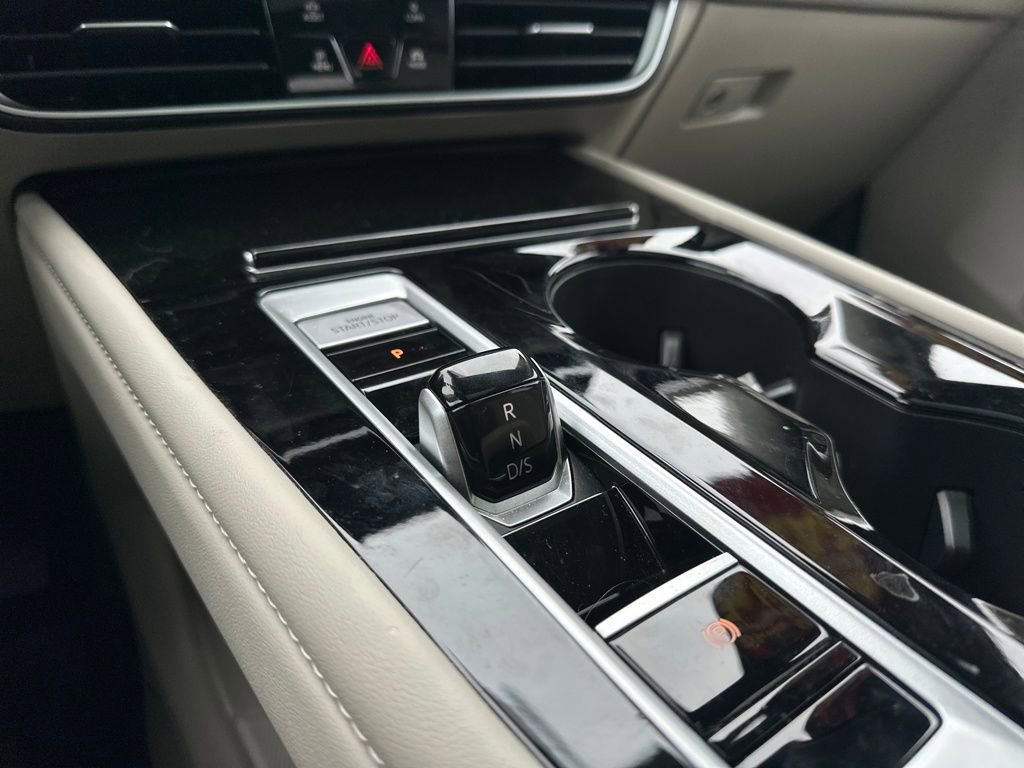 New 2025 Volkswagen Atlas SE image 17