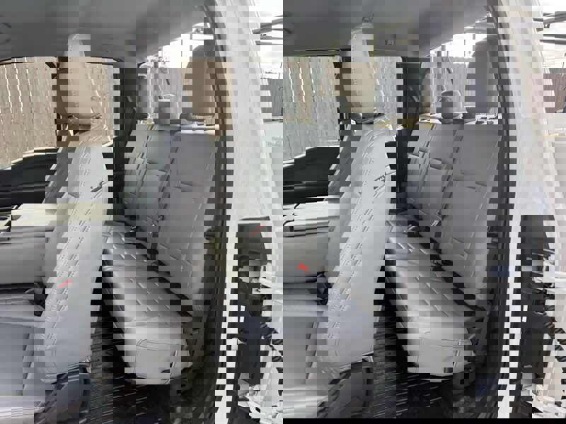 Used 2025 Ford F250 XL w/ XL Chrome Package image 28