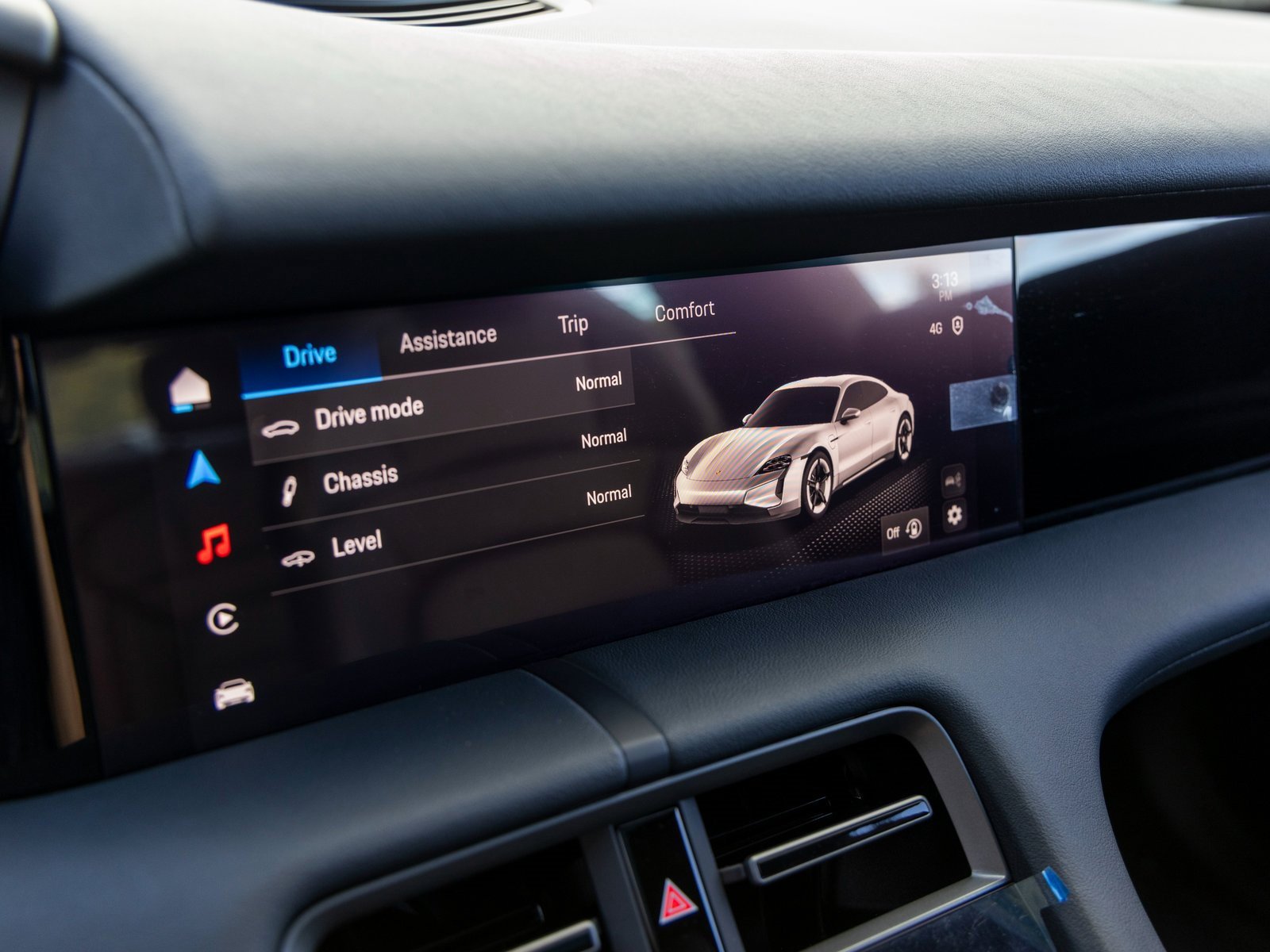 New 2025 Porsche Taycan image 33