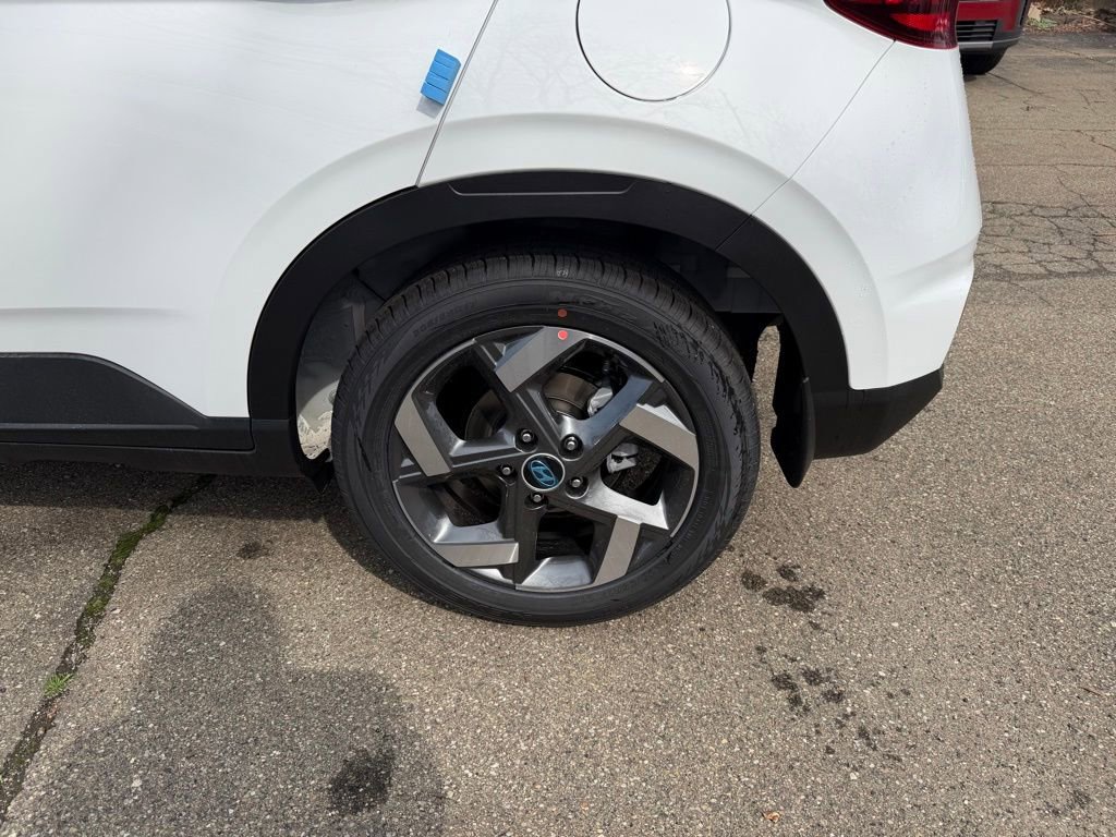 New 2026 Hyundai Venue SEL FWD image 12