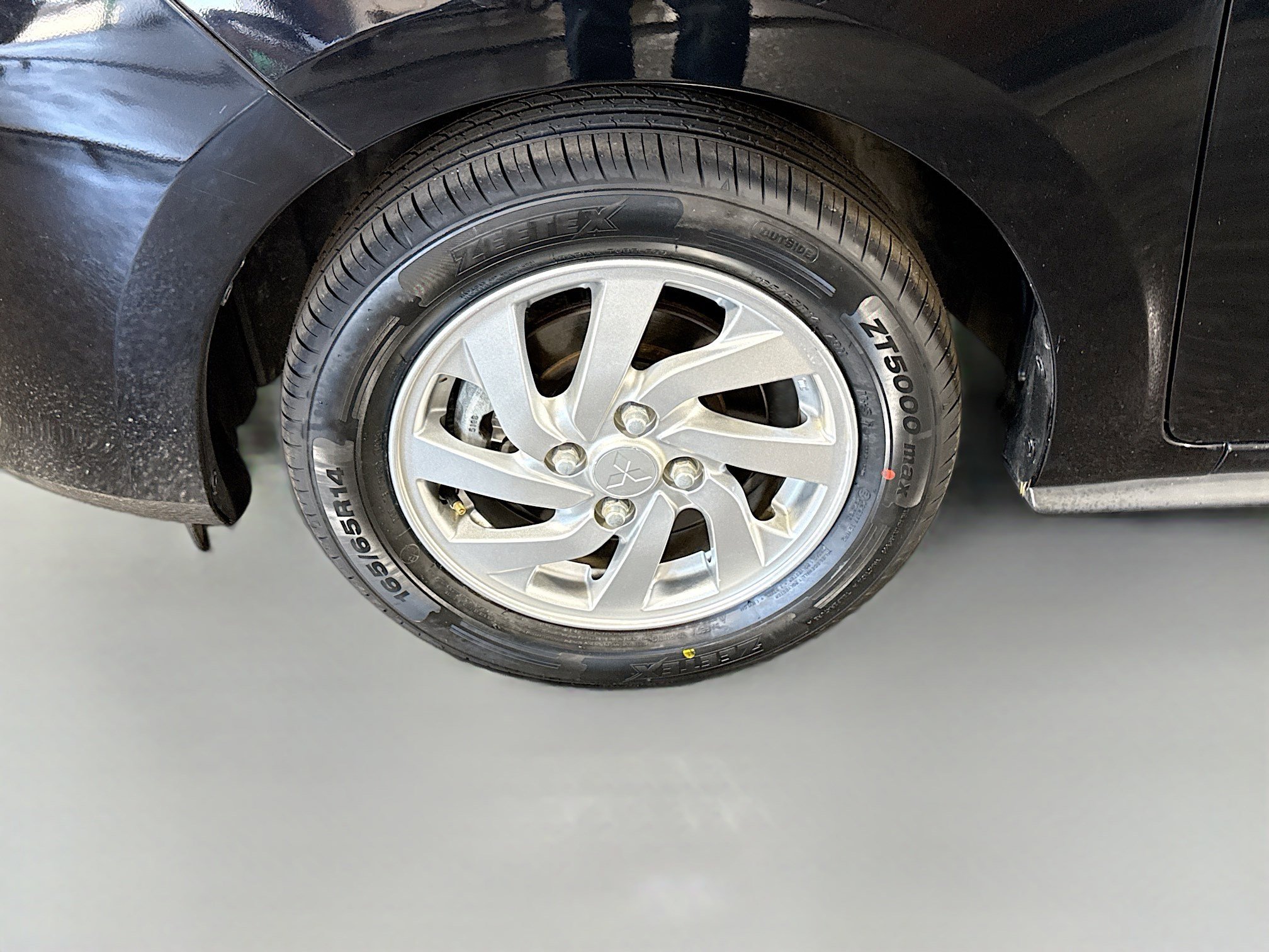 Used 2024 Mitsubishi Mirage LE FWD image 37