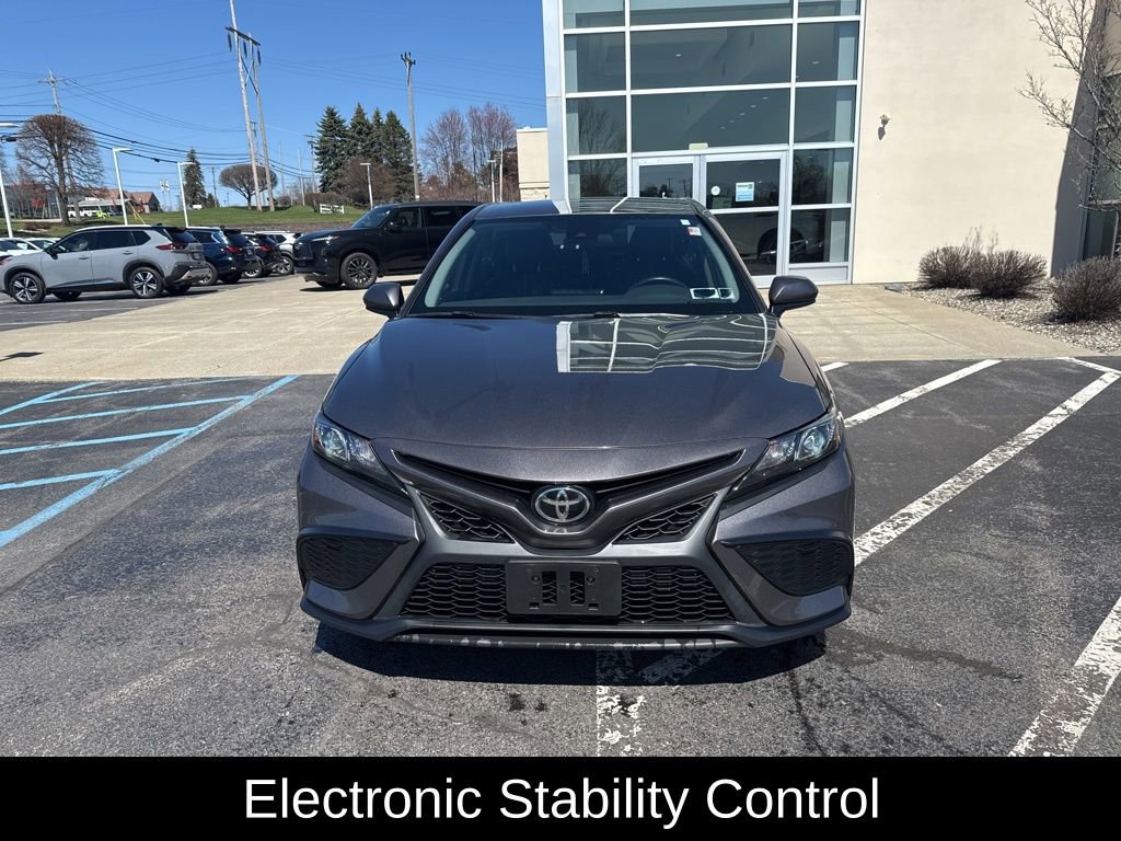 Used 2021 Toyota Camry SE image 12