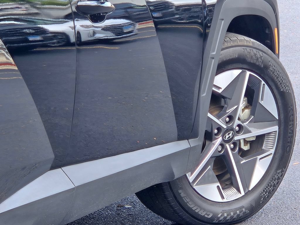 Certified 2025 Hyundai Tucson SEL FWD image 17