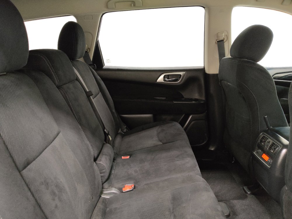 Used 2015 Nissan Pathfinder SL FWD image 19