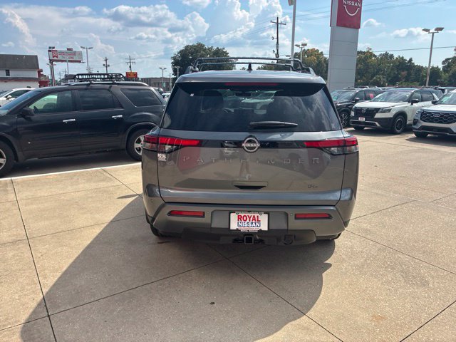 New 2026 Nissan Pathfinder SL w/ SL Premium Package FWD image 6