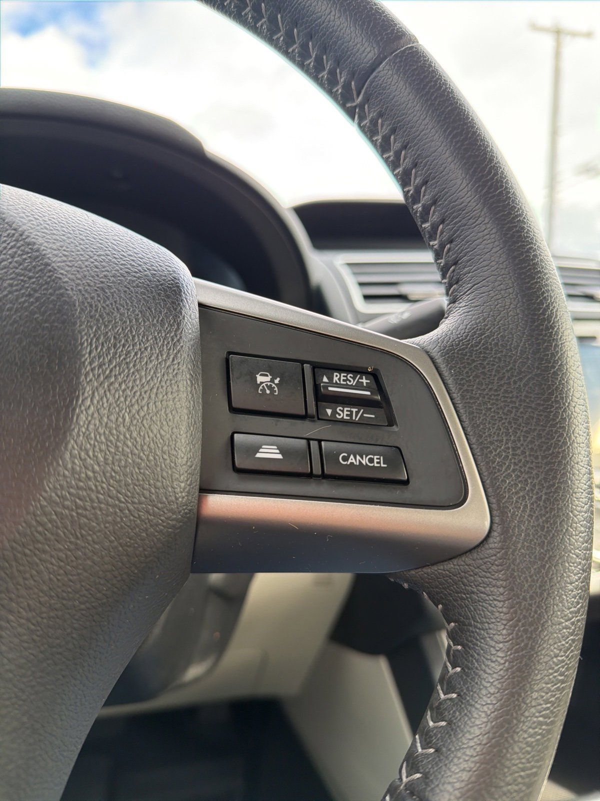 Used 2016 Subaru Impreza 2.0i Limited image 37