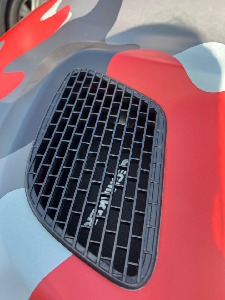 Used 2017 Dodge Challenger SRT Hellcat image 32