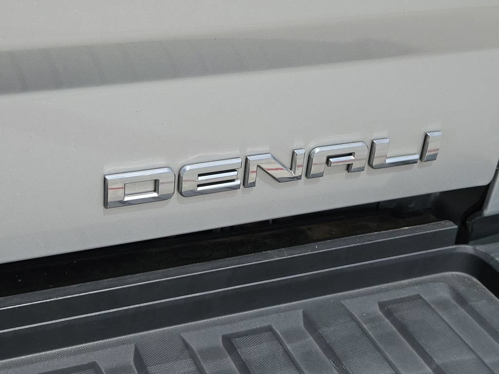 Used 2018 GMC Sierra 3500 Denali w/ Duramax Plus Package AWD/4WD image 45