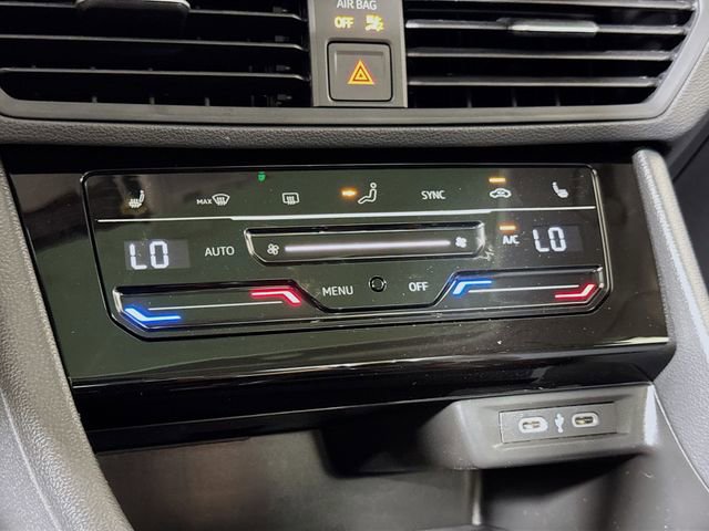 New 2026 Volkswagen Jetta SE image 9