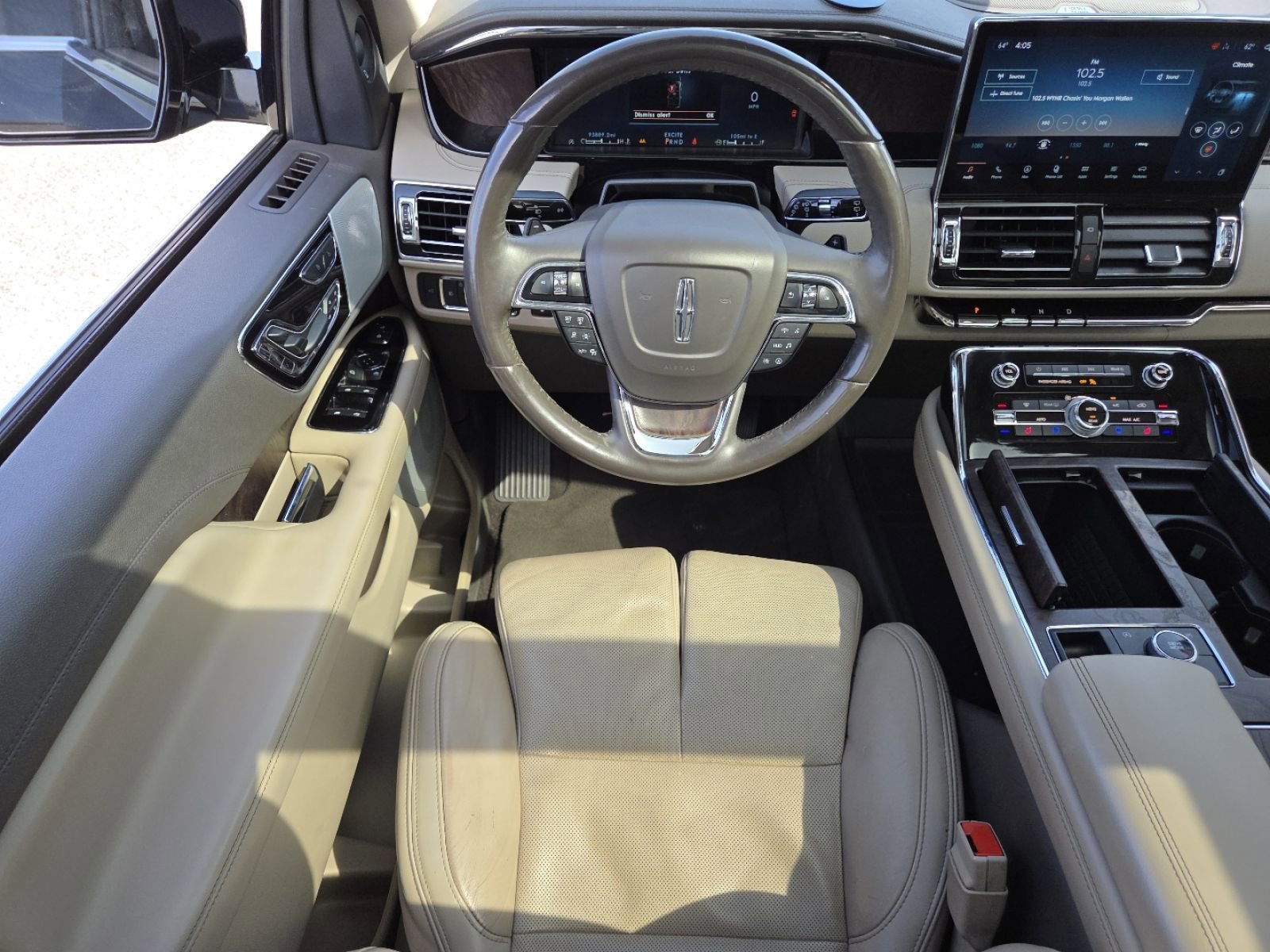 Used 2022 Lincoln Navigator Reserve image 30