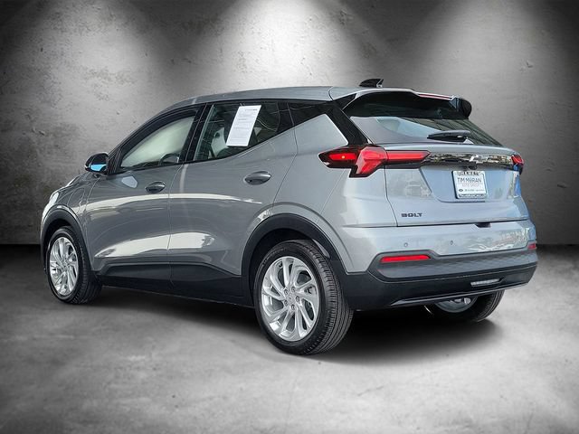 Used 2027 Chevrolet Bolt LT w/ Comfort Package FWD image 4