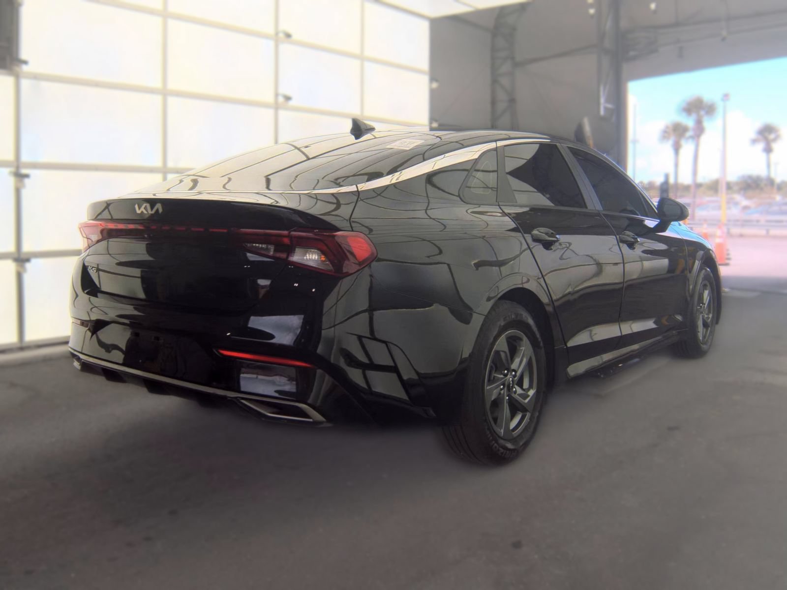 Used 2022 Kia K5 LXS FWD image 6