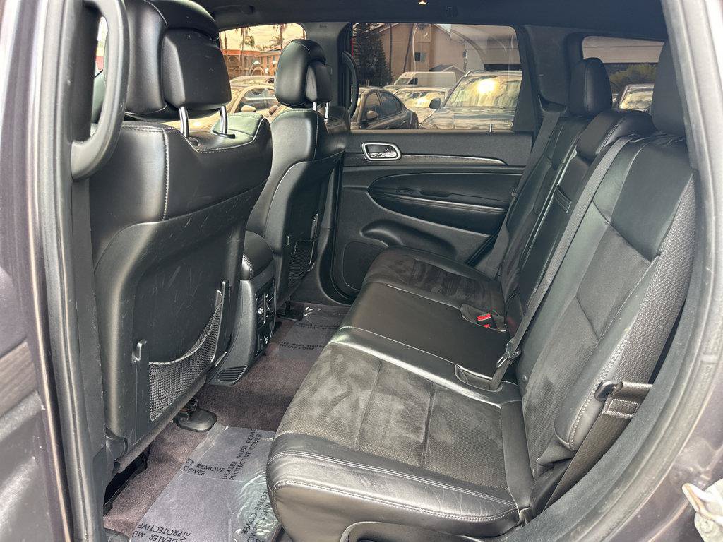 Used 2017 Jeep Grand Cherokee Altitude AWD/4WD image 10