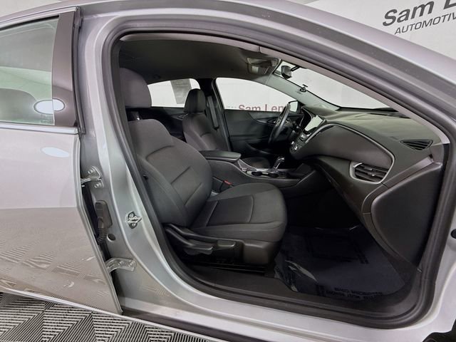 Used 2020 Chevrolet Malibu RS image 25