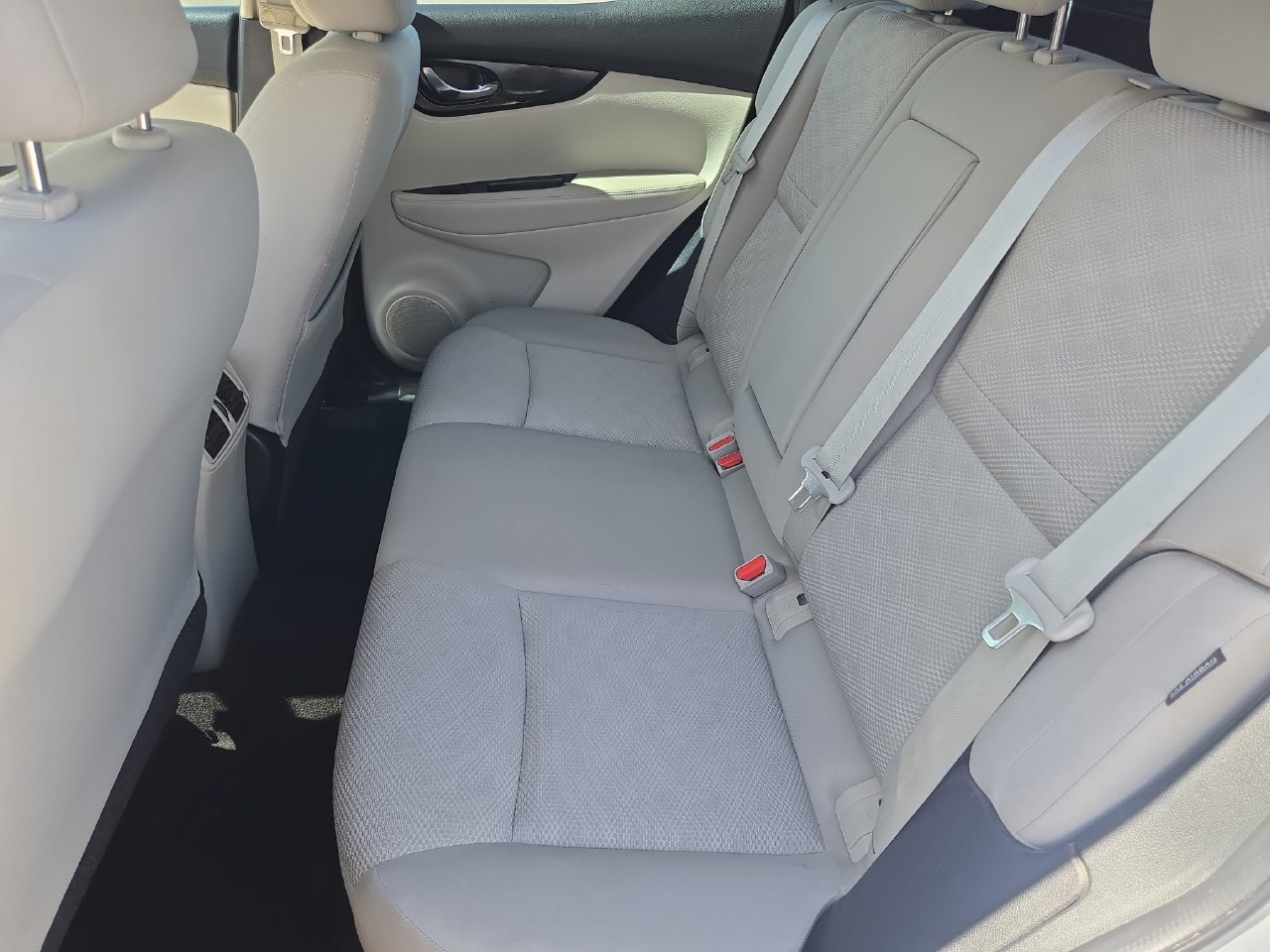 Used 2021 Nissan Rogue Sport SV FWD image 23