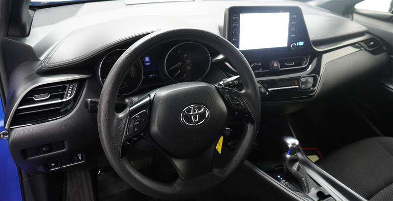 Used 2019 Toyota C-HR LE FWD image 11